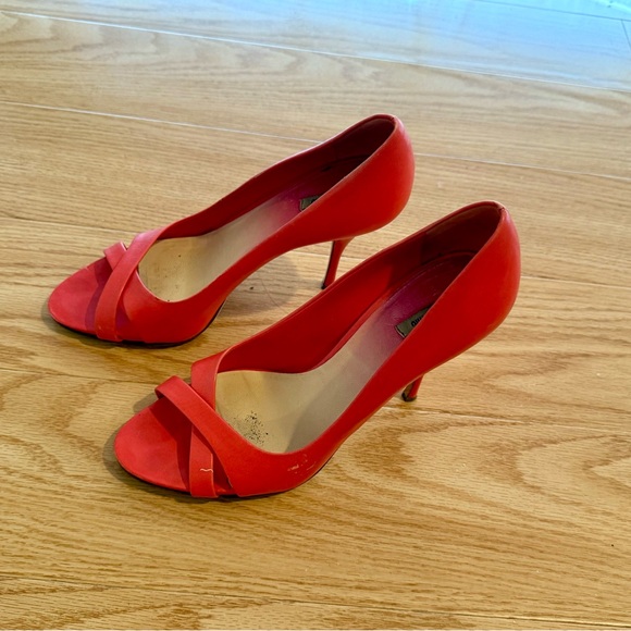 ๐ Miu Miu Coral Peep-Toe Stiletto Heels โ Size 38 โ Elegant & Bold - Picture 2 of 5